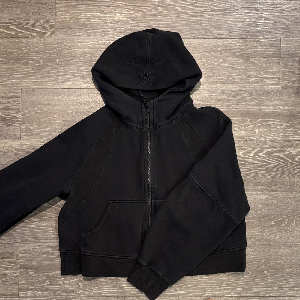 lululemon Athletica S/M Black Scuba Hoodie